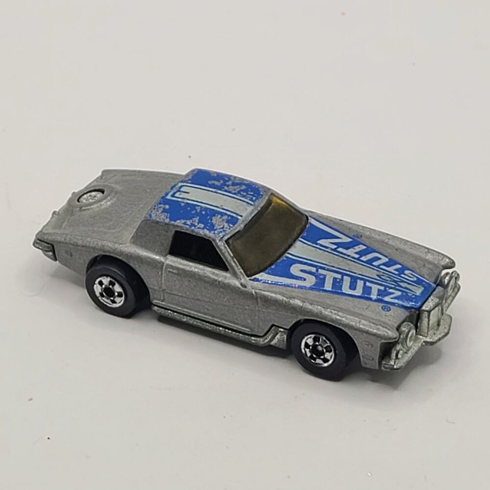 Vintage Hot Wheels Stutz Blackhawk 3" Diecast Scale Model Hong Kong